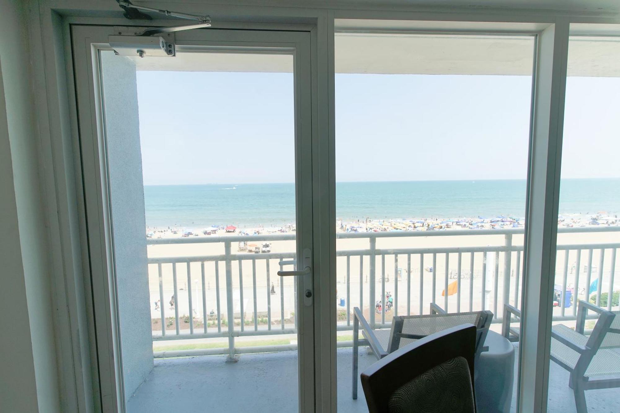 Marjac Suites Virginia Beach Oceanfront エクステリア 写真