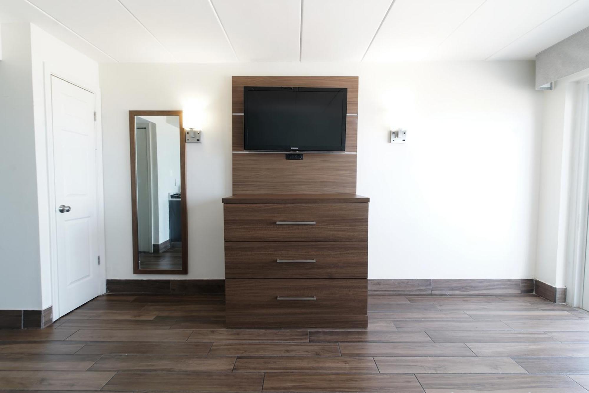 Marjac Suites Virginia Beach Oceanfront エクステリア 写真